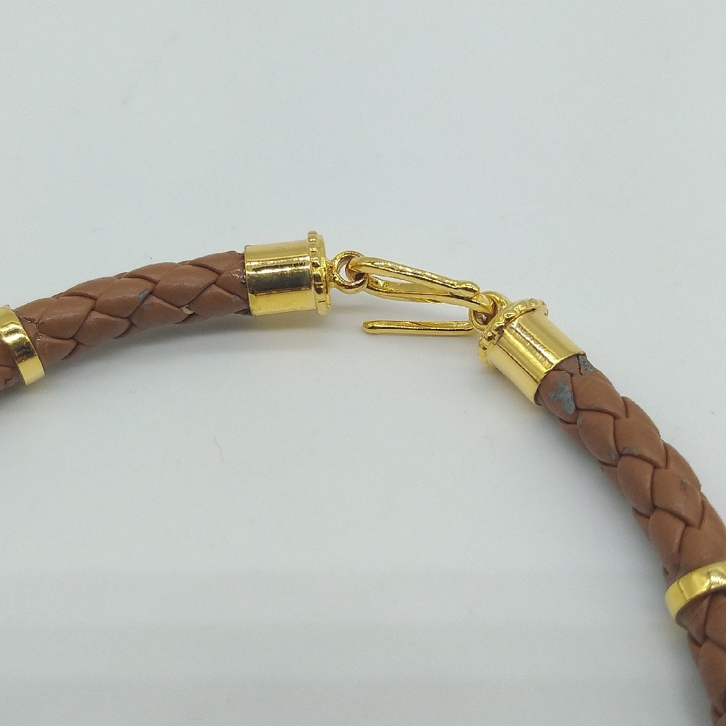 18kt Gold Llucky in Leather belt